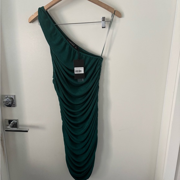 New lioness Elegant Green One-Shoulder Dress - Picture 1 of 7